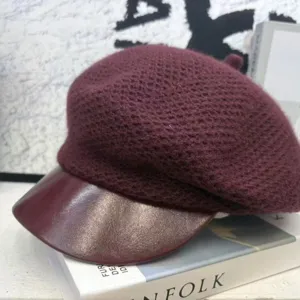 Donna autunno inverno berretto in maglia con visiera in pelle cappello elegante alla moda