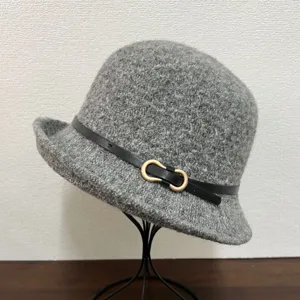 Chapeau cloche femme style feutre vintage français bonnet tricoté élégant avec boucle cuir