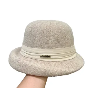 Women wool bucket hat casual vintage winter warm cloche hat elegant solid color retro hat