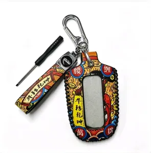 Étui de clé de voiture de style chinois fait main avec crochet métal et mini tournevis.