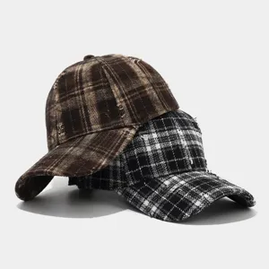 American retro distressed plaid baseball cap with raw edge details, casual unisex duckbill hat.