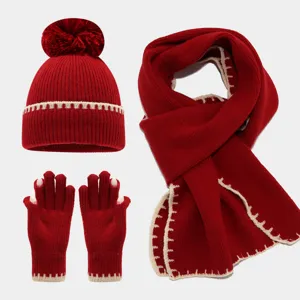 Conjunto de invierno de punto de 3 piezas con costuras en contraste, gorro, bufanda y guantes.