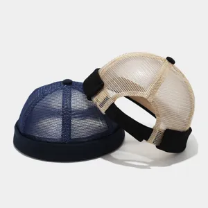 Breathable mesh docker cap for men and women, retro roll-up brimless sailor hat for outdoor casual wear.