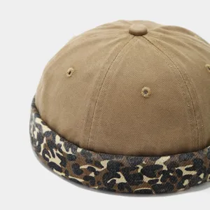 Detailed view of the retro leopard print color-block dock cap, stylish brimless melon hat design.