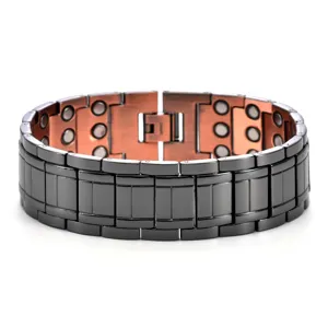 Elegante bracciale magnetico in rame da uomo con design a maglie scure e pietre energetiche integrate.