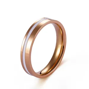 Minimalistischer Roségold Edelstahlring mit weißer Emaileinlage für Damen trendiger Schmuck.