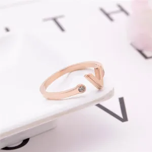Fashion Titanium Steel V-Shaped Open Ring Delicate Rose Gold Rhinestone Geometric Adjustable Finger Ring For Women Men Jewelry Gift
