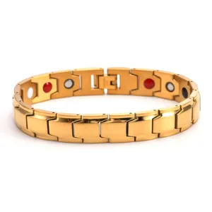 Detail view of the luxury gold stainless steel magnetic therapy bracelet with double bevel links.