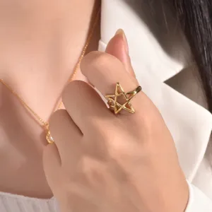 Elegant gold star ring minimalist geometric statement finger jewelry fashion accessory