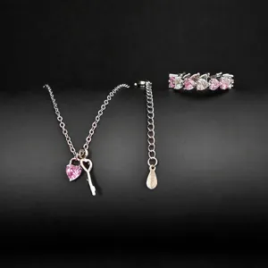 Doux Frais Parure Bijoux Coeur en Cuivre et Strass Collier Pendentif Clé Serrure Bague Alliance Assortie pour Femme Fête Cadeau