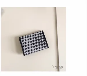 Kλασικό ασπρόμαυρο πορτοφόλι houndstooth συμπαγής θήκη καρτών για γυναίκες καθημερινά.