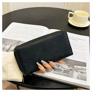 Portafoglio lungo nero da donna con zip, grande capacità pochette elegante e porta carte.