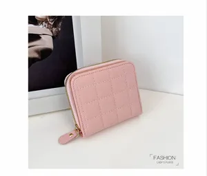 Portefeuille Court Matelassé Rose avec Fermeture Éclair Dorée Femme Cuir PU Mode Élégante