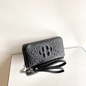 Portefeuille clutch long pour homme motif crocodile avec dragonne et fermeture eclair