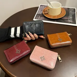 Mini Portafoglio Corto In Pelle PU Retrò Da Donna Pochette Multifunzionale Con Slot Per Schede Multiple E Trifoglio In Metallo