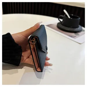 Porte-monnaie pliant court pour femmes en cuir PU, joli détail d'enveloppe compact.