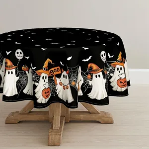 Gedetailleerd uitzicht op een zwart Halloween tafelkleed met leuke spookjes en pompoenen.