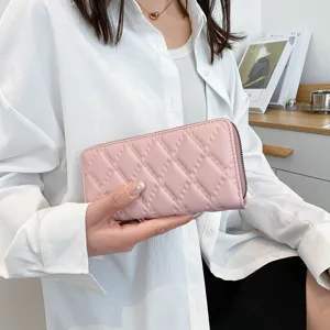 Roze gewatteerde lange portemonnee voor dames, grote PU lederen zip clutch met vakken.