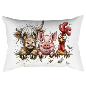 Close-up detail met schattige cartoon boerderijdieren print op een zachte lendenkussenhoes.