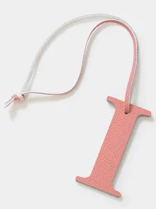 Colgante de bolso de letra I de cuero rosa accesorio elegante para bolso y llaves