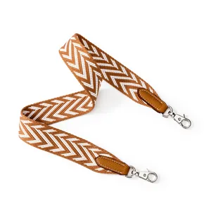Bandoulière de sac en toile de rechange avec motif chevron marron et embouts en cuir de luxe.