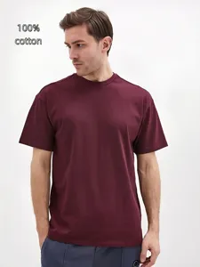 Heren Effen Bordeauxrode Korte Mouw T-shirt, Casual Losse Katoenen Top Voor Dagelijks Gebruik.