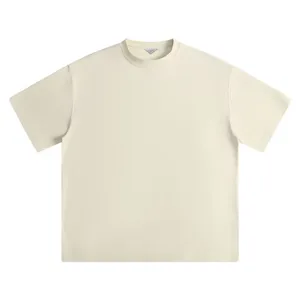 Minimalist solid short sleeve t-shirt collar detail with signature triangular plaque.