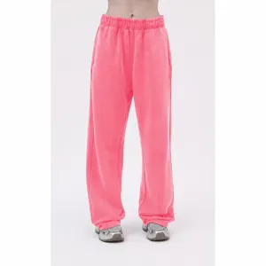 Rosa gewaschene lockere Baumwoll Jogginghose für Herren, vintage Baggy Freizeithose Detail.