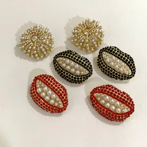 Overdreven metaal strass parel lip oorringen europese amerikaanse mode sieraden