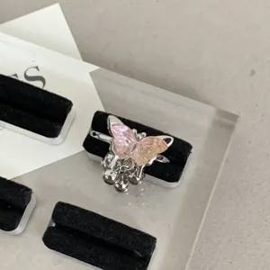 Y2K butterfly ring crystal zircon open ring cute aesthetic cute finger jewelry detail view