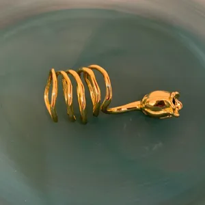 Bague spirale tulipe plaquée or pour femmes, bijoux de doigt ouvert design de niche.