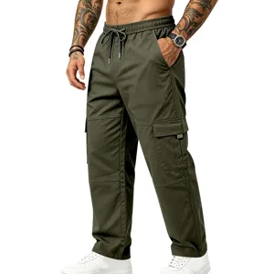 Grüne Cargohose für Herren mit Kordelzug im Bund, geradem Bein und praktischen Taschen.