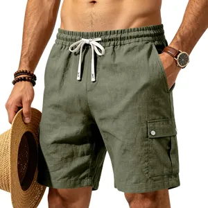 Short cargo décontracté vert pour homme avec taille élastique à cordon et poches pratiques.