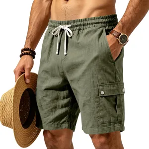 Vue détaillée d'un short cargo en lin pour homme avec taille à cordon et poches latérales.