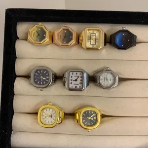 Set orologio ad anello al quarzo alla moda, orologio da dito elastico in lega per regali.