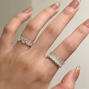 Koreaanse stijl mode lint kroon ringen set, uniek artistiek ontwerp voor vrouwen dagelijks gebruik.