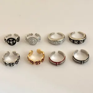 Set di anelli aperti con croce in smalto stile punk hip hop anelli regolabili per donna