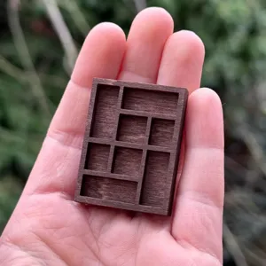 Kleine Holzvitrine für Miniaturschmuck Mineralien und kleine Sammlerstücke Dekoration.