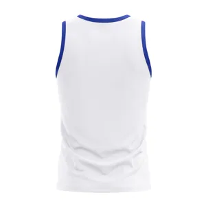 Achterste detail van het witte heren fitness training tanktop met blauwe rand.