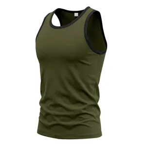 Gedetailleerd overzicht van legergroene heren fitness tanktop met zwarte contrastrand.