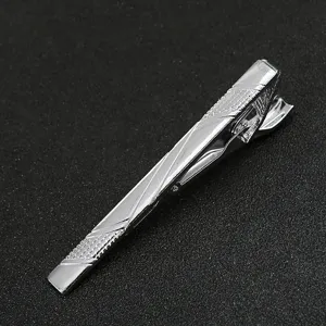 Silver metal tie clip for men business formal wear simple geometric pattern accessory bar.