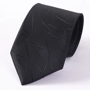 Cravatta da uomo nera per affari, elegante motivo a righe astratte, tessuto morbido formale.