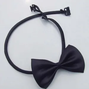 Noeud papillon noir en satin pour enfants avec sangle reglable pour fete et spectacle.