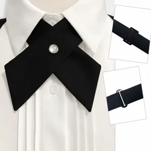 Große schwarze Kreuz Fliege Kragen Blume für Studentenuniform und Abschlusshemd Hauptansicht.