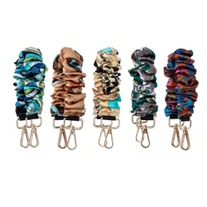 Σατέν Scrunchie Μπρελόκ Βραχιόλι για Γυναίκες Τυπωμένο Μοτίβο Αντικατάσταση Ιμάντα Τσάντας Μπρελόκ με Μεταλλικό Κούμπωμα Βίντατζ Κοσμήματα Μόδας