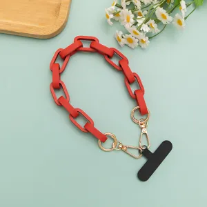 Rote matte grobe Kette fuer Handysuellen und Taschen, stilvolle Acryl Glieder Kette mit Metallklemmen.