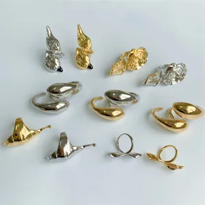Westlicher Stil Vergoldetes Kupfer Blatt Rose Blume Käfer Wassertropfen Offener Ring Für Damen Trendige Einstellbare Geometrische Fingerringe Schmuck