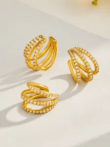 Detailed view of the 18k gold plated multi-layer spiral crystal open ring jewelry.