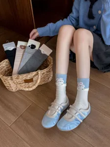 Cute double-layer rabbit embroidered mid-tube socks detail, sweet Korean style women socks.