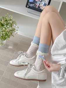 Cute bow mid-tube socks for women, sweet style floral striped casual long socks for autumn.